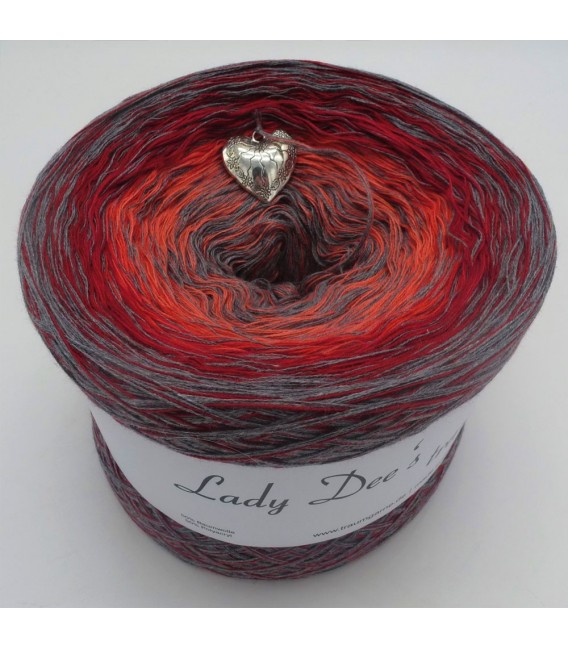 Edelchen in Rot - 4 ply gradient yarn - image 1