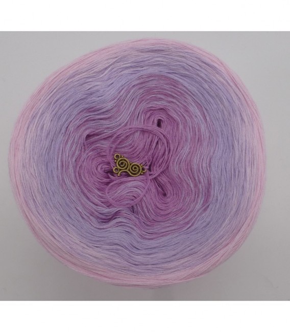 Reine Unschuld - 3 ply gradient yarn image 7
