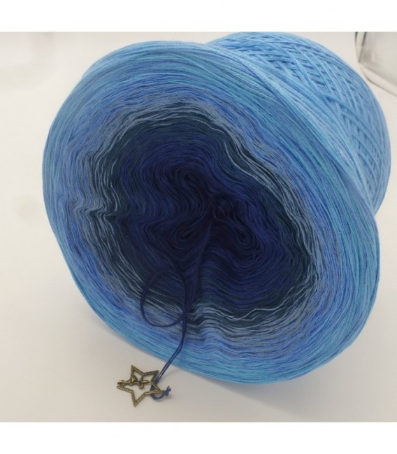 Mondstaub (moondust) - 4 ply gradient yarn - image 8