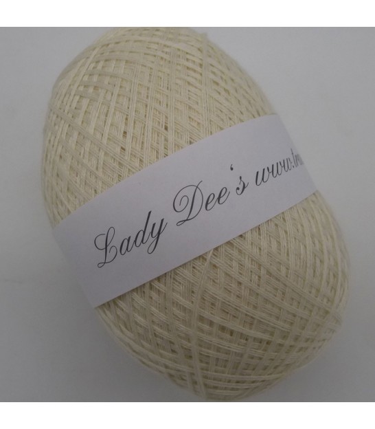 Lace Yarn 008 White Lady Dee´s Traumgarne Export