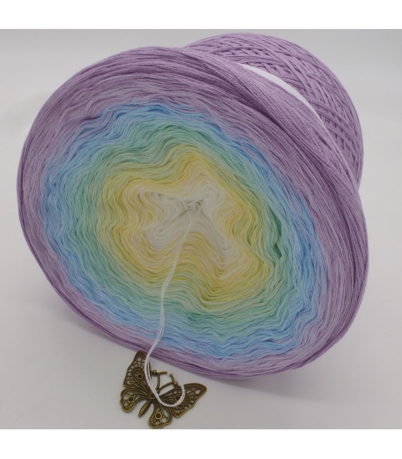 Butterfly Mega Bobbel - 4 ply gradient yarn - image 4