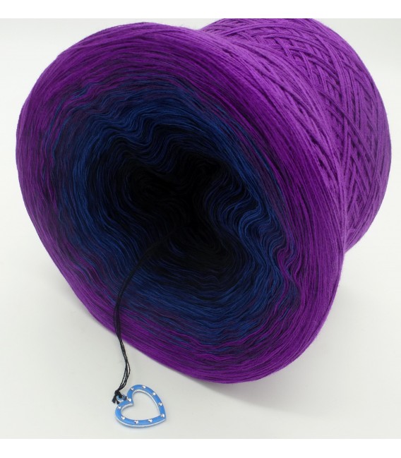 gradient yarn 4ply Amazing - Bishop outside 3