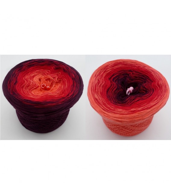 Bloody Mary - 3 ply gradient yarn image 1
