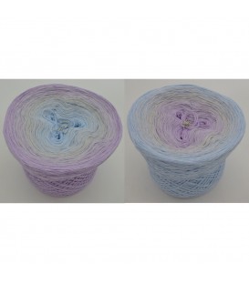Zartes Glück - 3 ply gradient yarn image 1