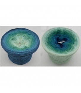 Ein Hauch Glück - 4 ply gradient yarn