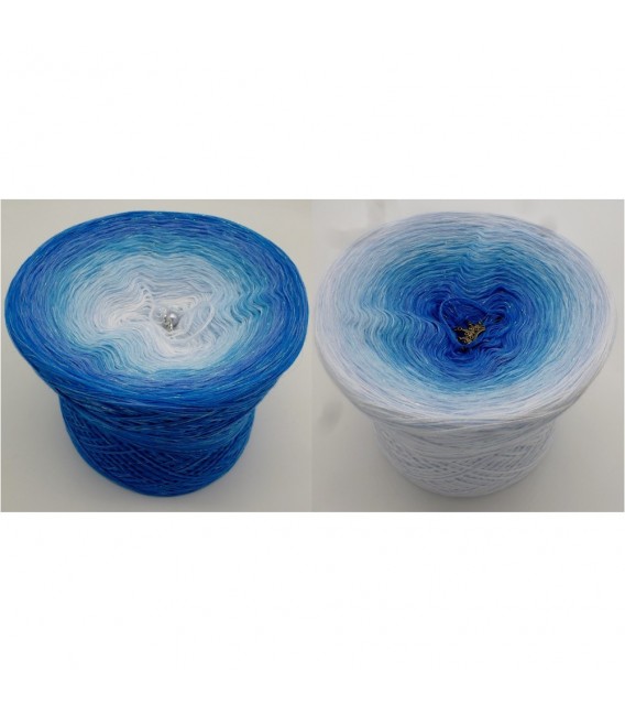 Eisprinzessin (Ice Princess) - 4 ply gradient yarn - image 1