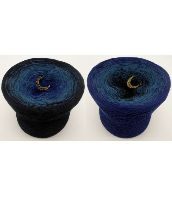Dunkle Nacht (Dark night) - 4 ply gradient yarn - image 1