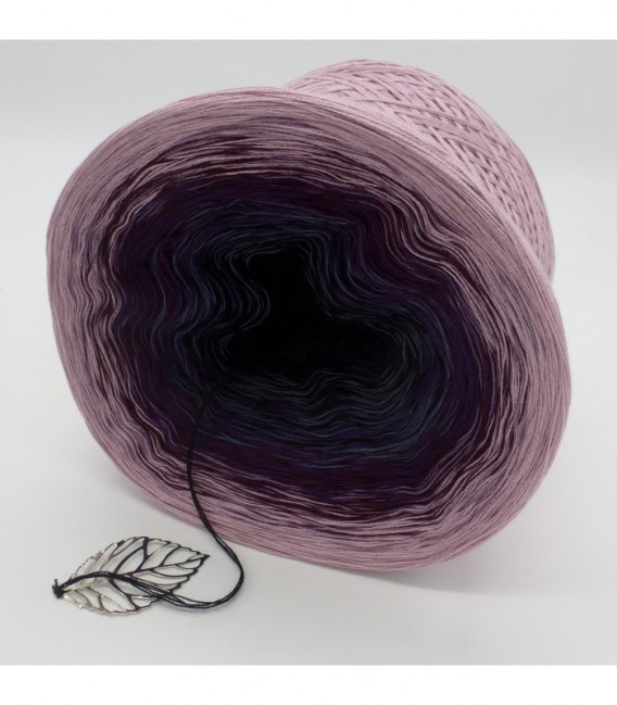 Wonderful Life - 4 ply gradient yarn - image 9