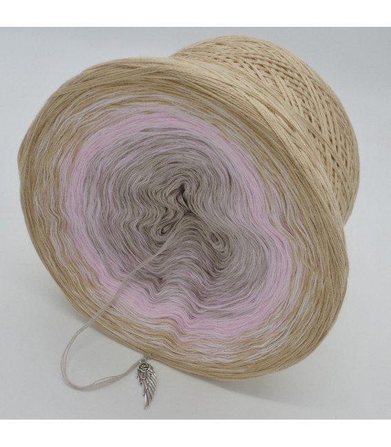 Sanfter Blick (gentle glance) - 4 ply gradient yarn - image 9