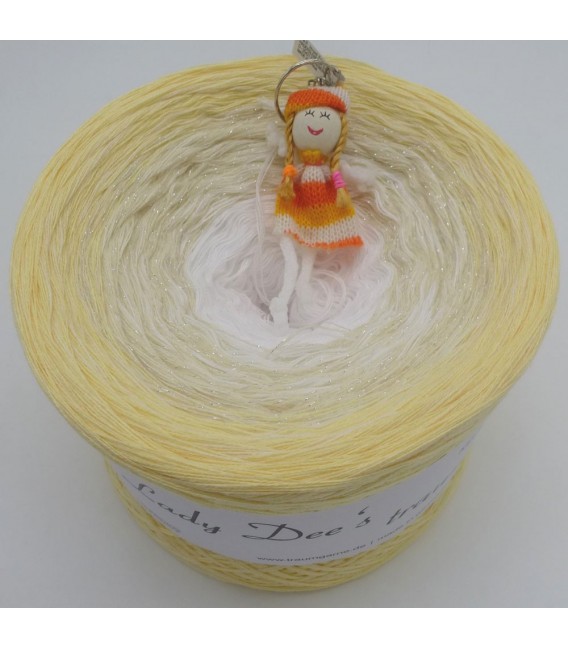 Vanille Kipferl - 4 ply gradient yarn - image 1
