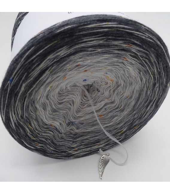 Dezember Bobbel 2018 - 4 ply gradient yarn - image 9