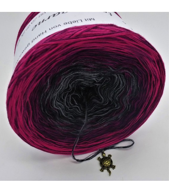 Evita - 4 ply gradient yarn - image 4