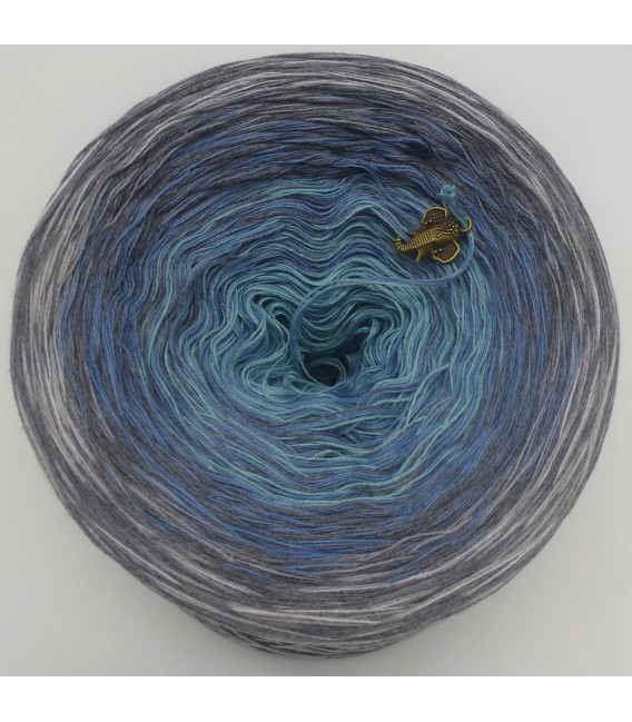 Balance- 4 ply gradient yarn - image 3