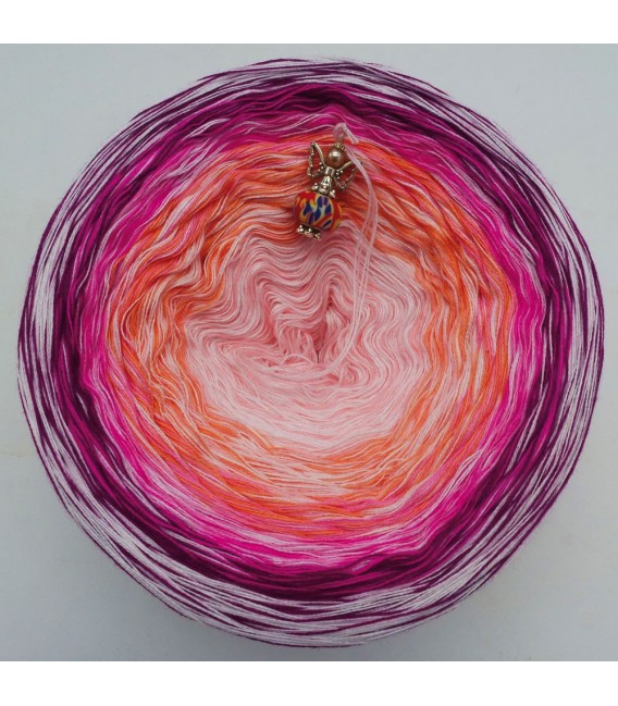 Sonderbobbel Nr. 2 (Special Bobbel No. 2) - 4 ply gradient yarn - image 2