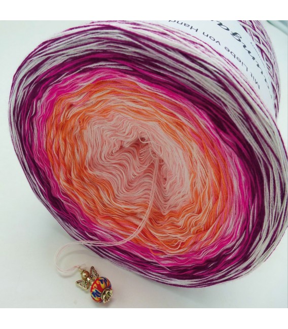 Sonderbobbel Nr. 2 (Special Bobbel No. 2) - 4 ply gradient yarn - image 3