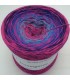 Sonderbobbel Nr. 9 (Special Bobbel No. 9) - 4 ply gradient yarn - image 2 ...
