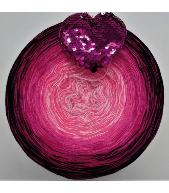 Heart Breaker - 4 ply gradient yarn - image 2