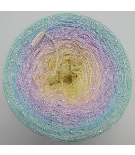Schillerndes Glück (Shimmering luck) - 4 ply gradient yarn - image 3