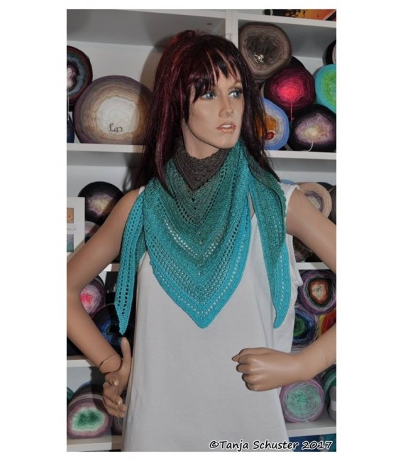 Crochet Pattern shawl "Cowgirl" by Tanja Schuster - image 1