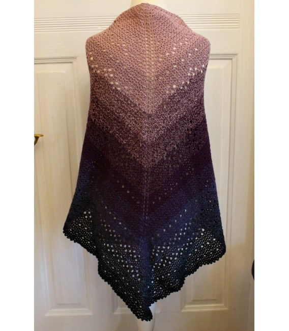 Crochet Pattern shawl "Bauchgefühl" by Maike Ohlig - image 2