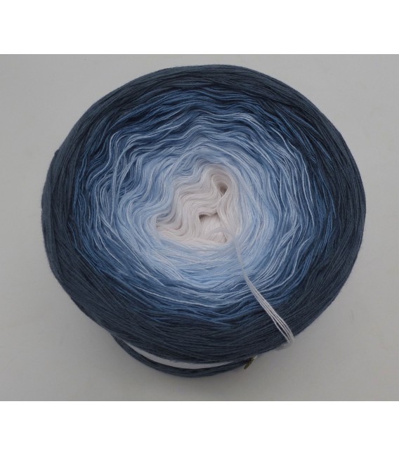 Softi (caring type) - 4 ply gradient yarn - image 3