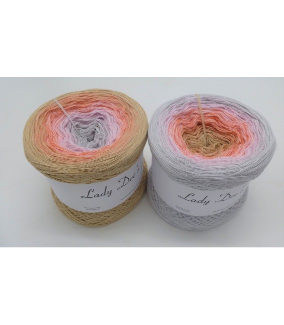 Kleines Glück (Little happiness) - 4 ply gradient yarn - image 1
