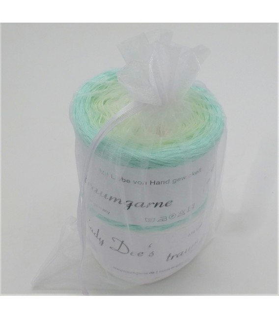 Verliebtes Duo (In love duo) - VD008 - 4 ply gradient yarn - image 2
