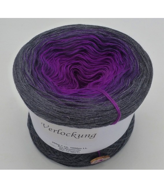 Verlockung (enticement) - 4 ply gradient yarn - image 2