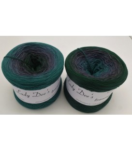 Smaragde - 4 ply gradient yarn