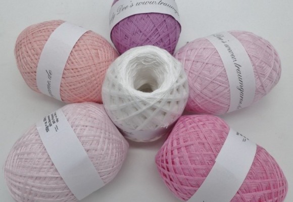 Change of monochrome egg balls